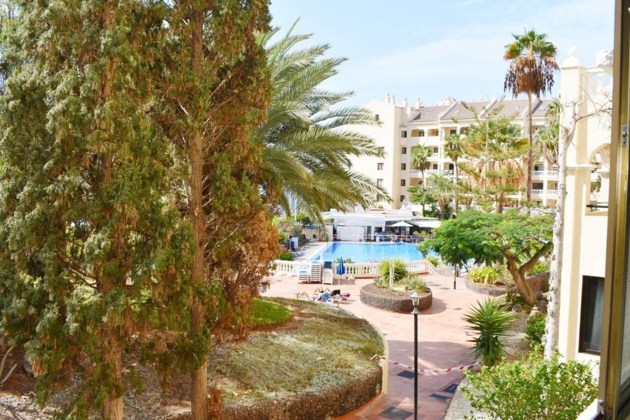 Castle Margherita'S Apartments Los Cristianos  Dış mekan fotoğraf