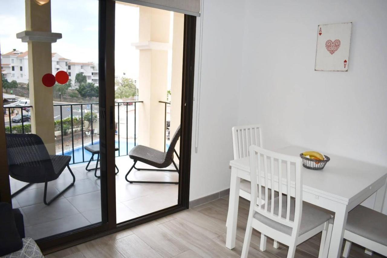Castle Margherita'S Apartments Los Cristianos  Dış mekan fotoğraf